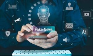 Grafika do fake news. Na niebieskim tle widać sylwetkę człowieka z telefonem w ręku. Poniżej widoczna klawiatura.